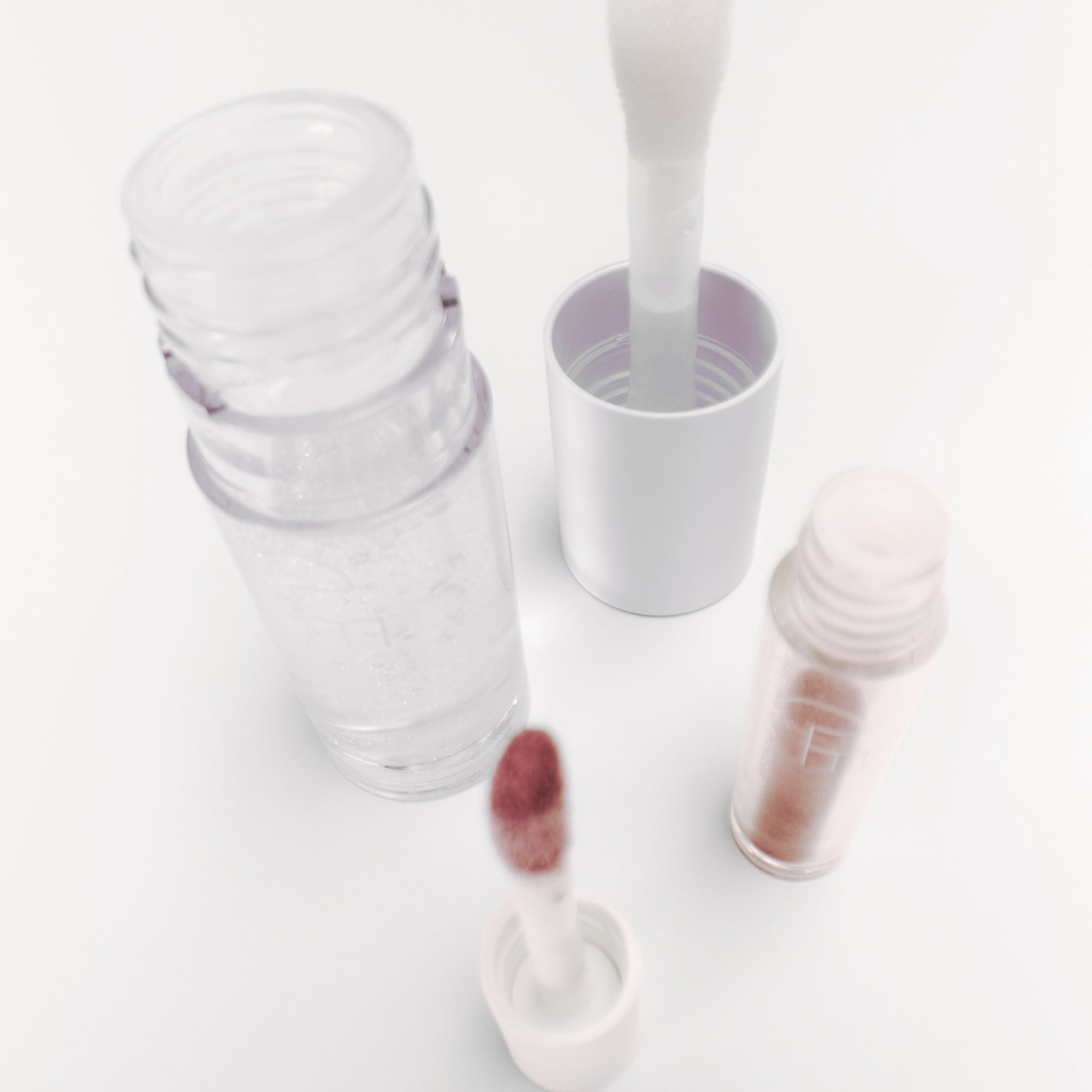 Glimmering Complexion Gel