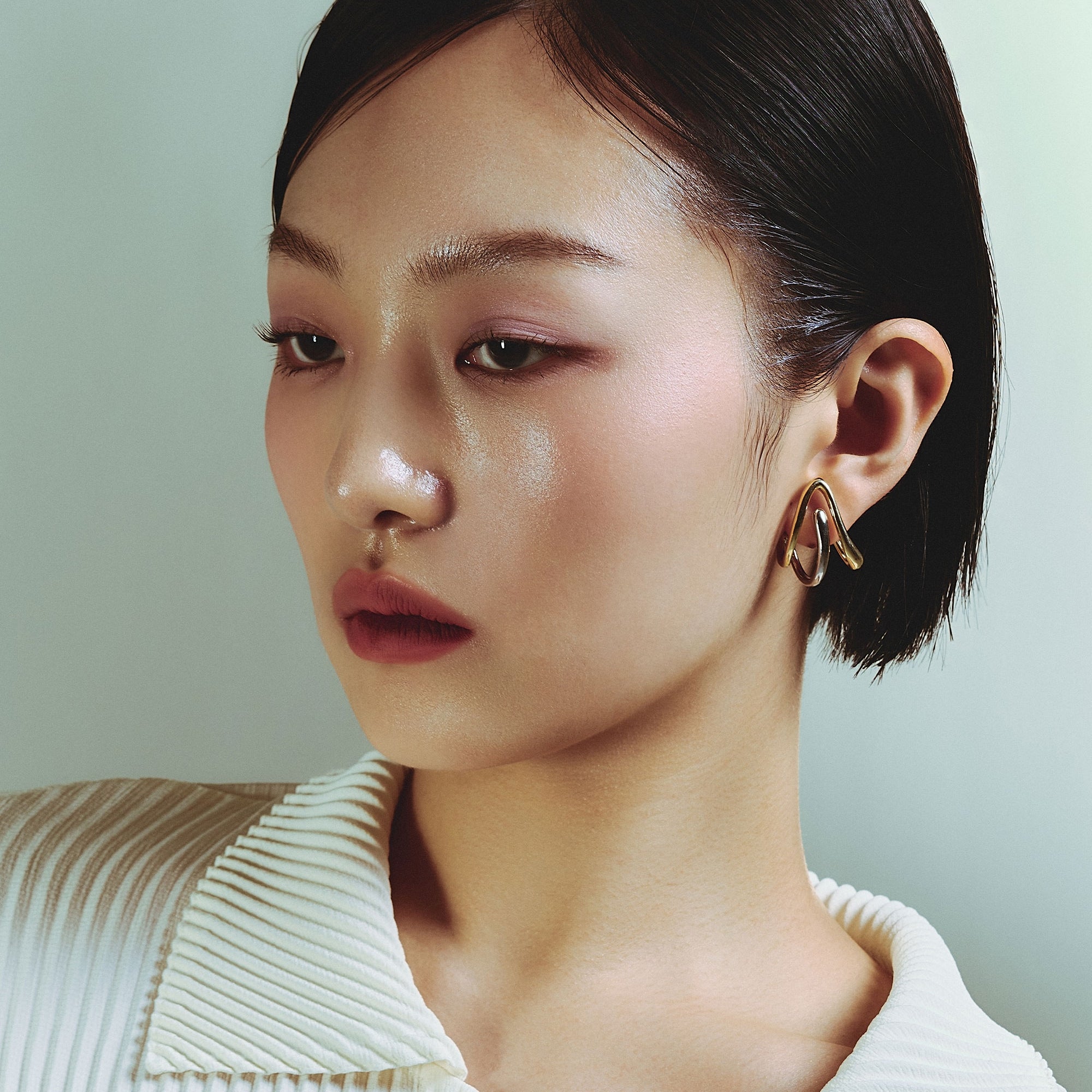 Glimmering Complexion Gel