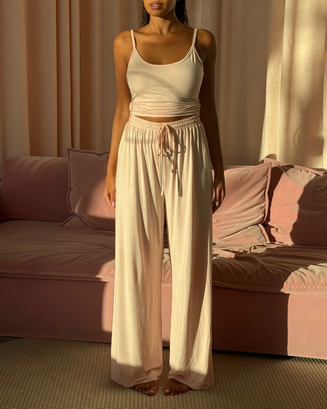 clo-la x GLOWiD Lounge set